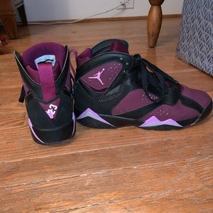 girls jordan’s